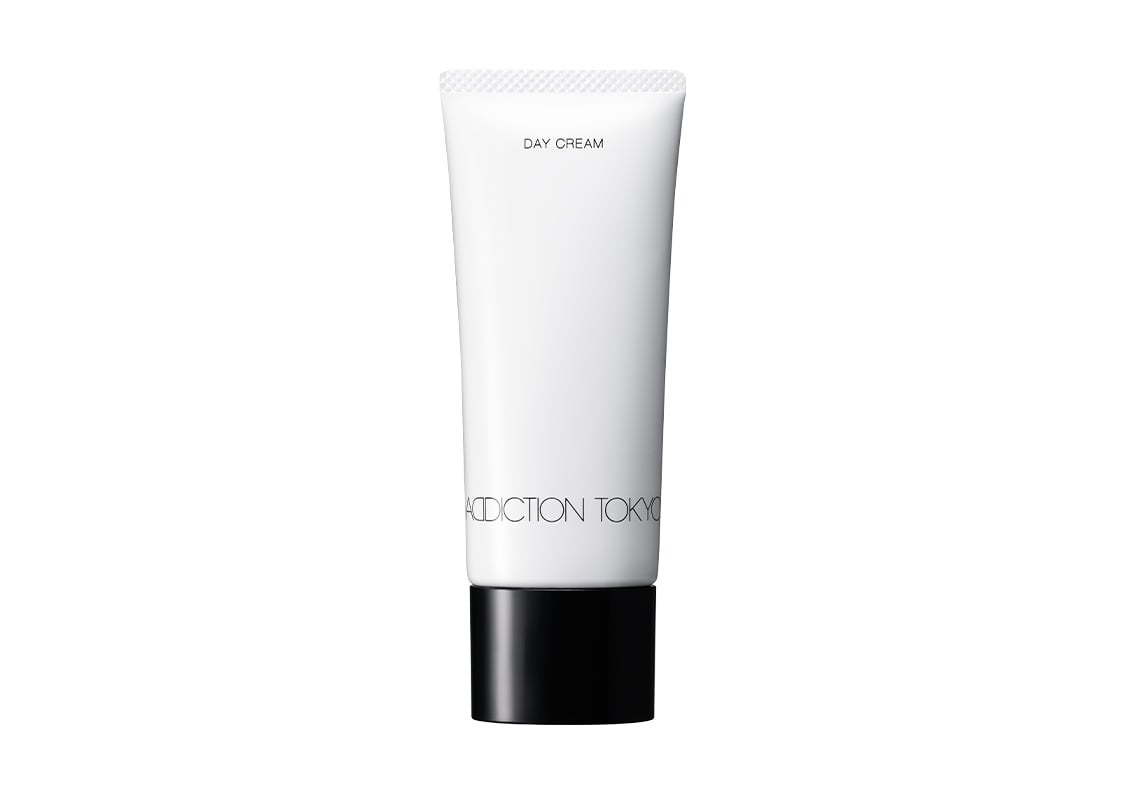 8月21日 予約開始 SERUM TOUCH-UP LIFT GLOW
