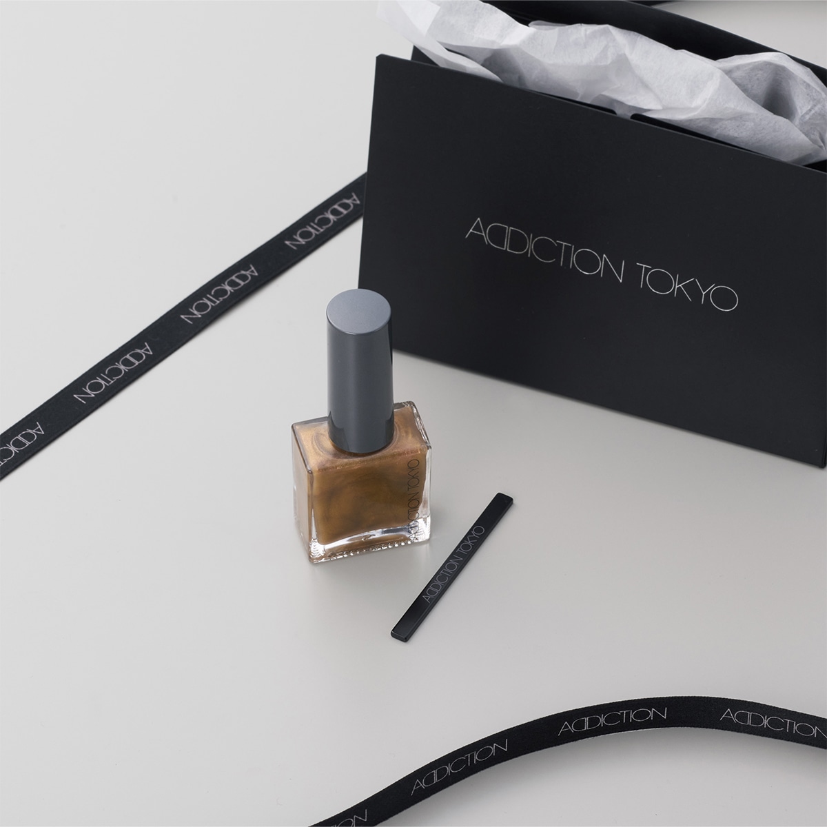 GIFT BOX　"Goldscape" 〈マグネットトップコート＆マグネットスティック〉