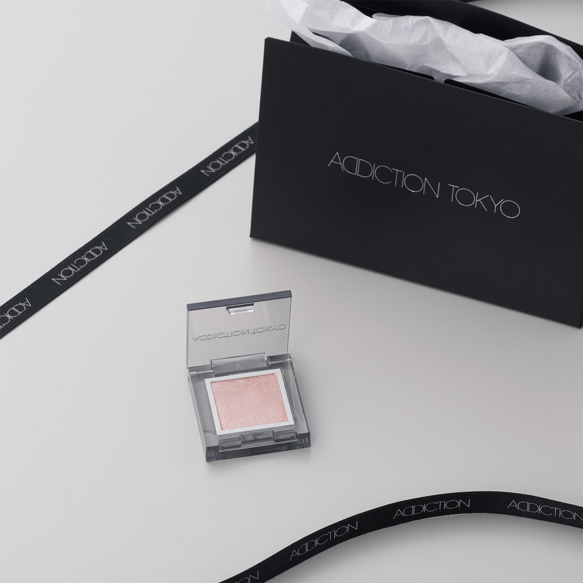 GIFT BOX　"Laptop" 〈アイシャドウセット〉