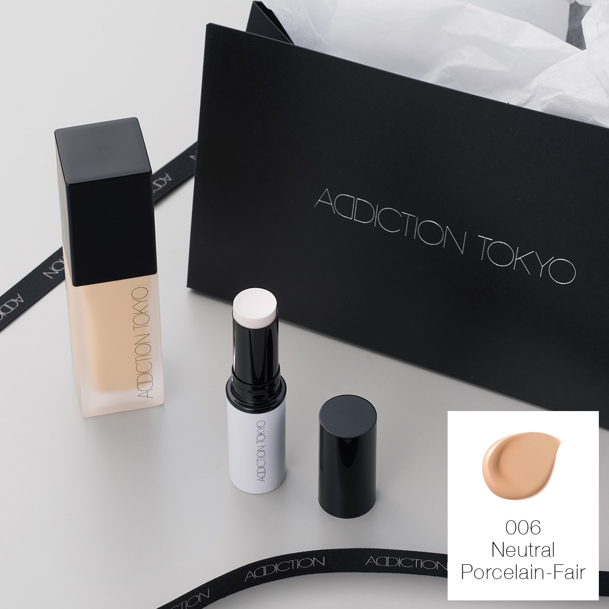 GIFT BOX　〈シルキーバームスティック＆ファンデーション コンフィデント フィックス〉