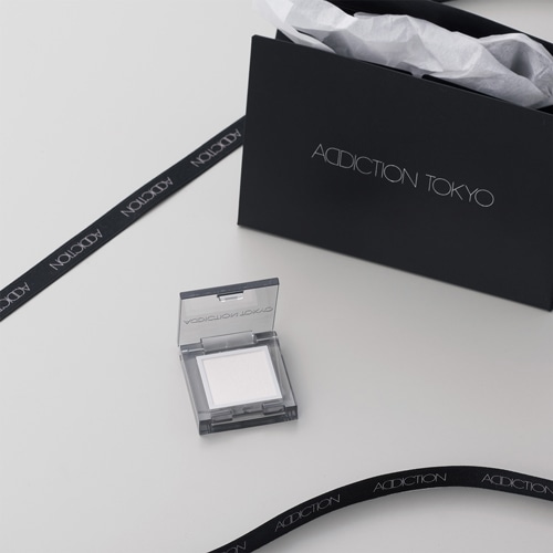 GIFT BOX　"Over the Cloud" 〈アイシャドウセット〉