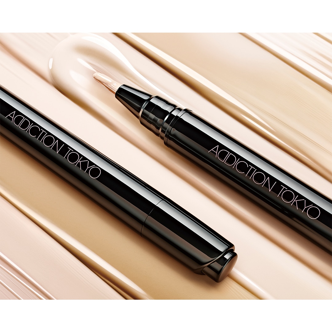 8月21日 予約開始 SERUM TOUCH-UP LIFT GLOW
